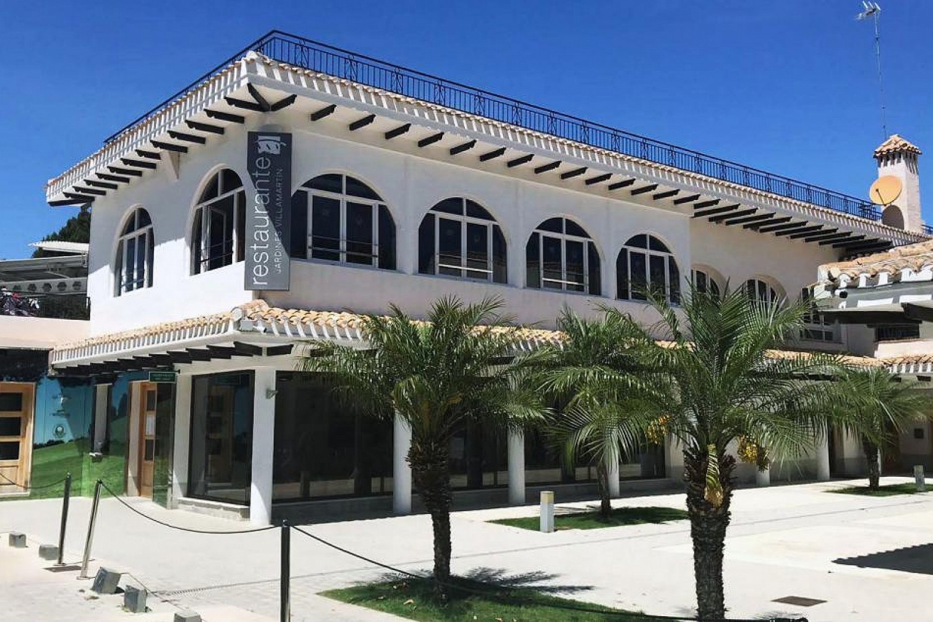 Obra nueva - Villa -
Villamartin