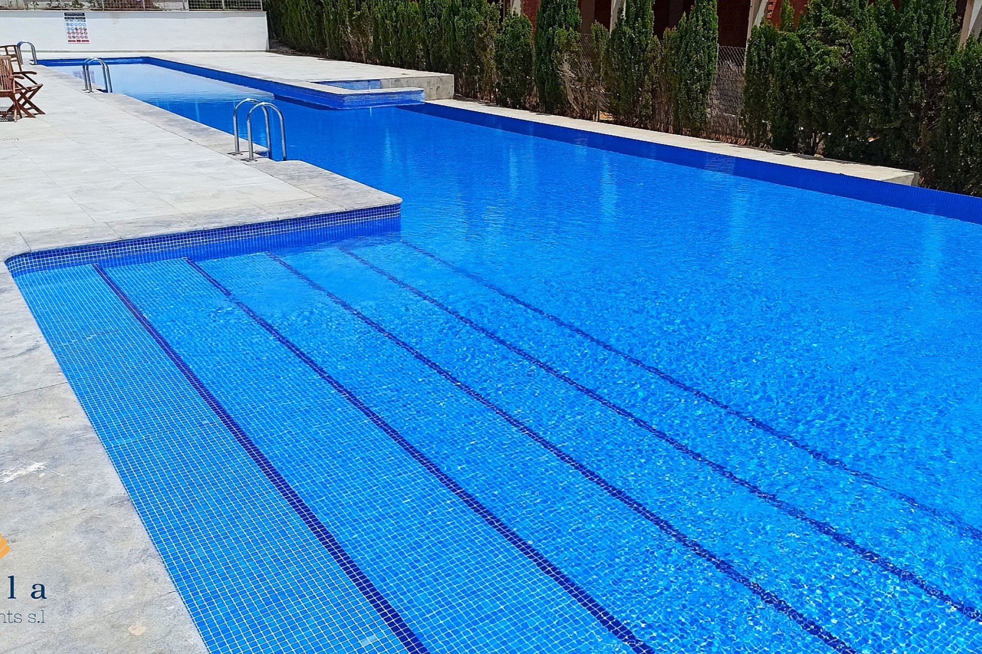 Resale - Apartment -
Campoamor