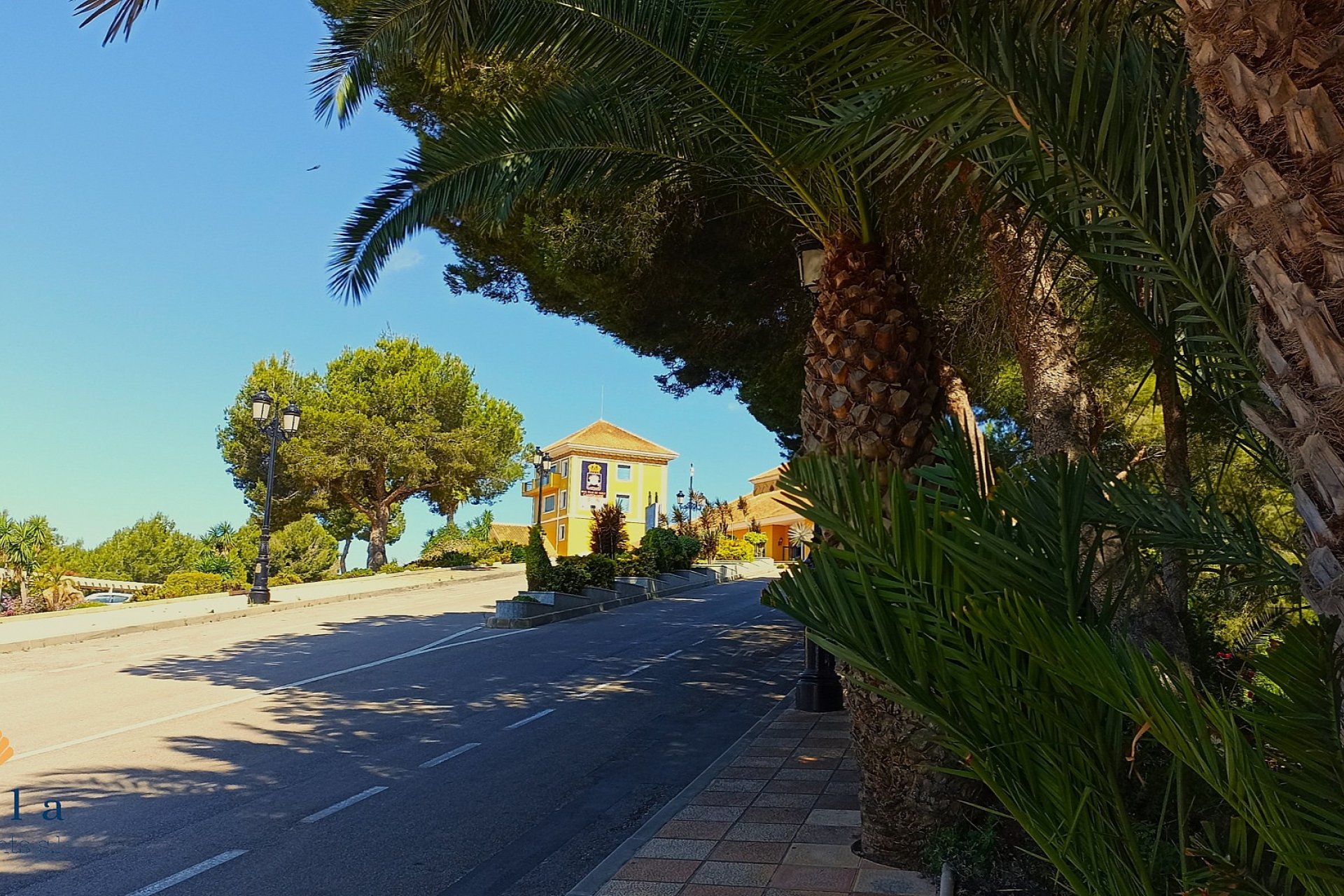 Resale - Apartment -
Campoamor
