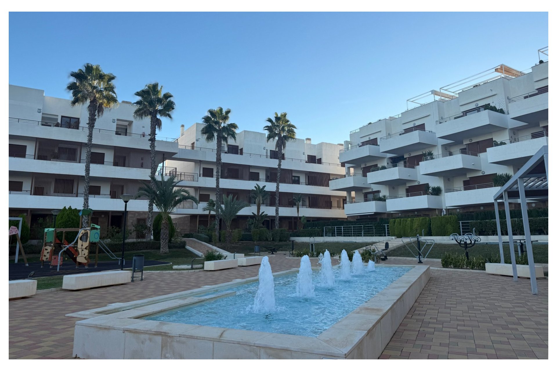 Resale - Apartment -
Lomas de Cabo Roig
