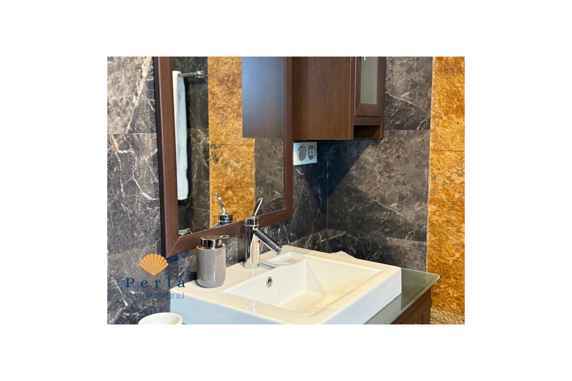 Resale - Apartment -
San Miguel de Salinas