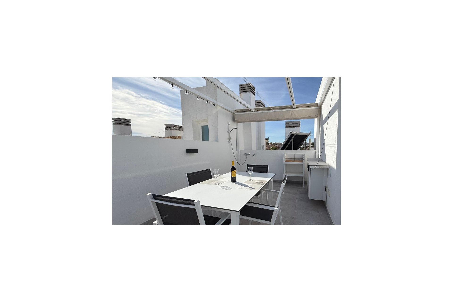 Resale - Apartment -
Villamartin