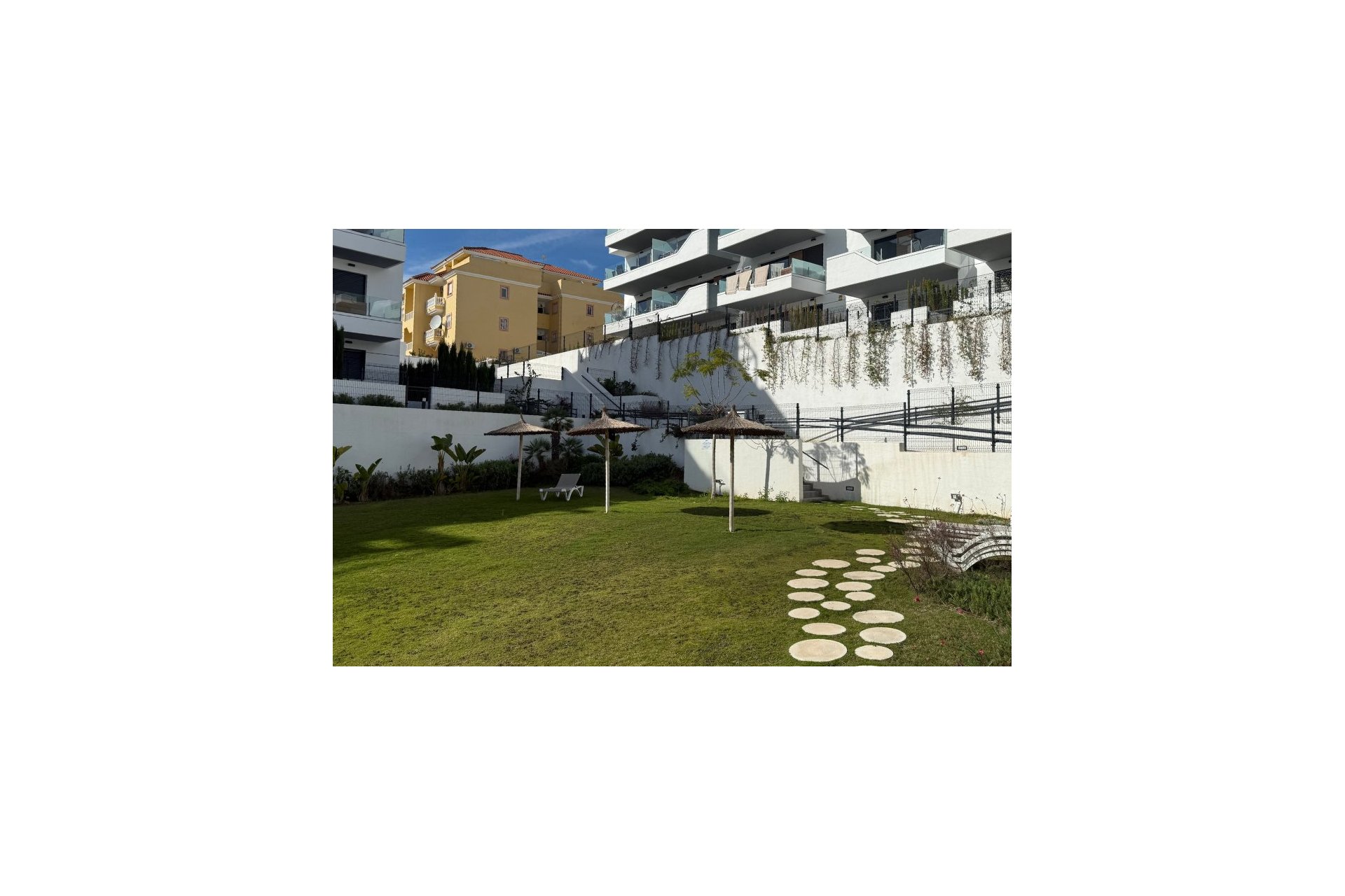 Resale - Apartment -
Villamartin