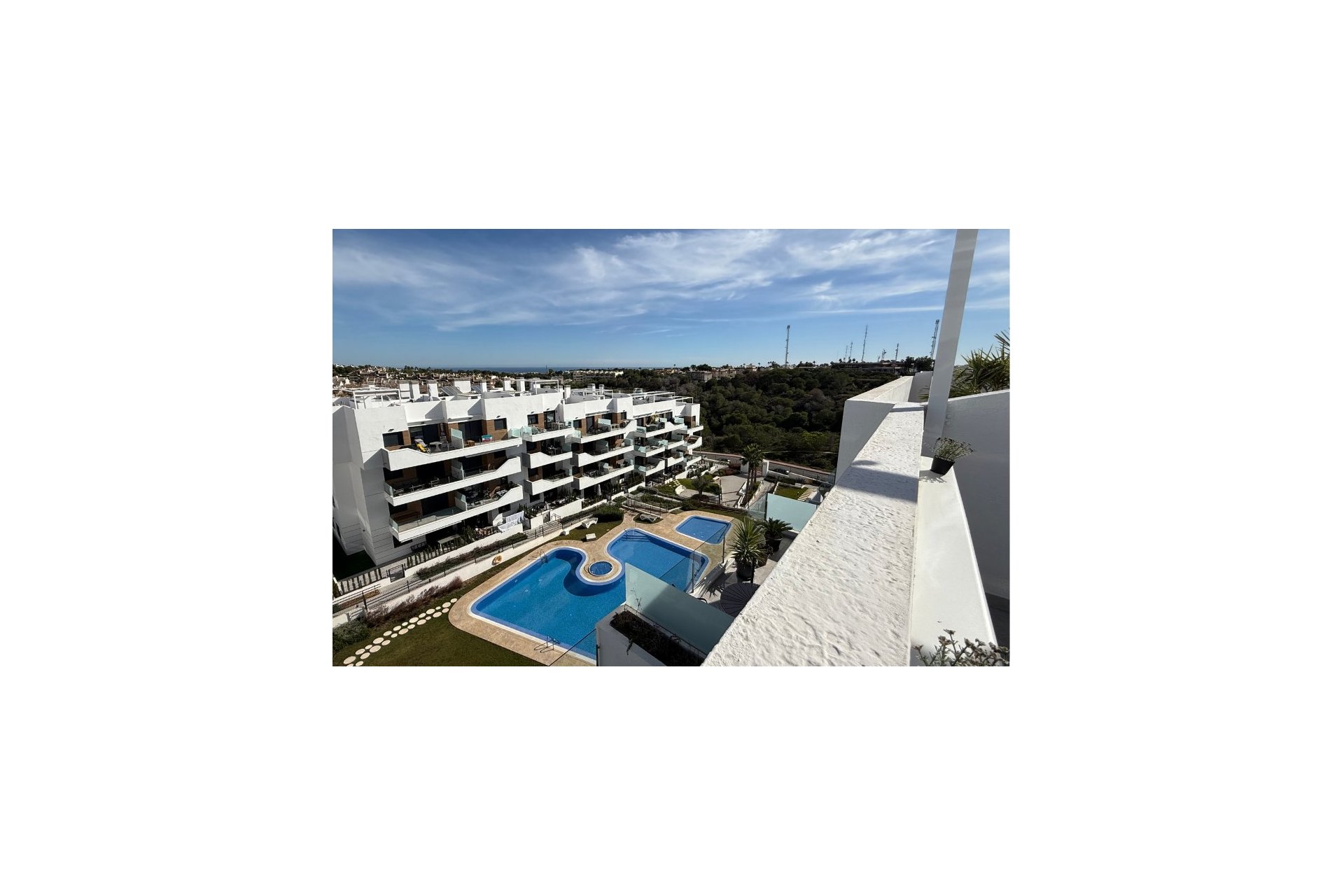 Resale - Apartment -
Villamartin