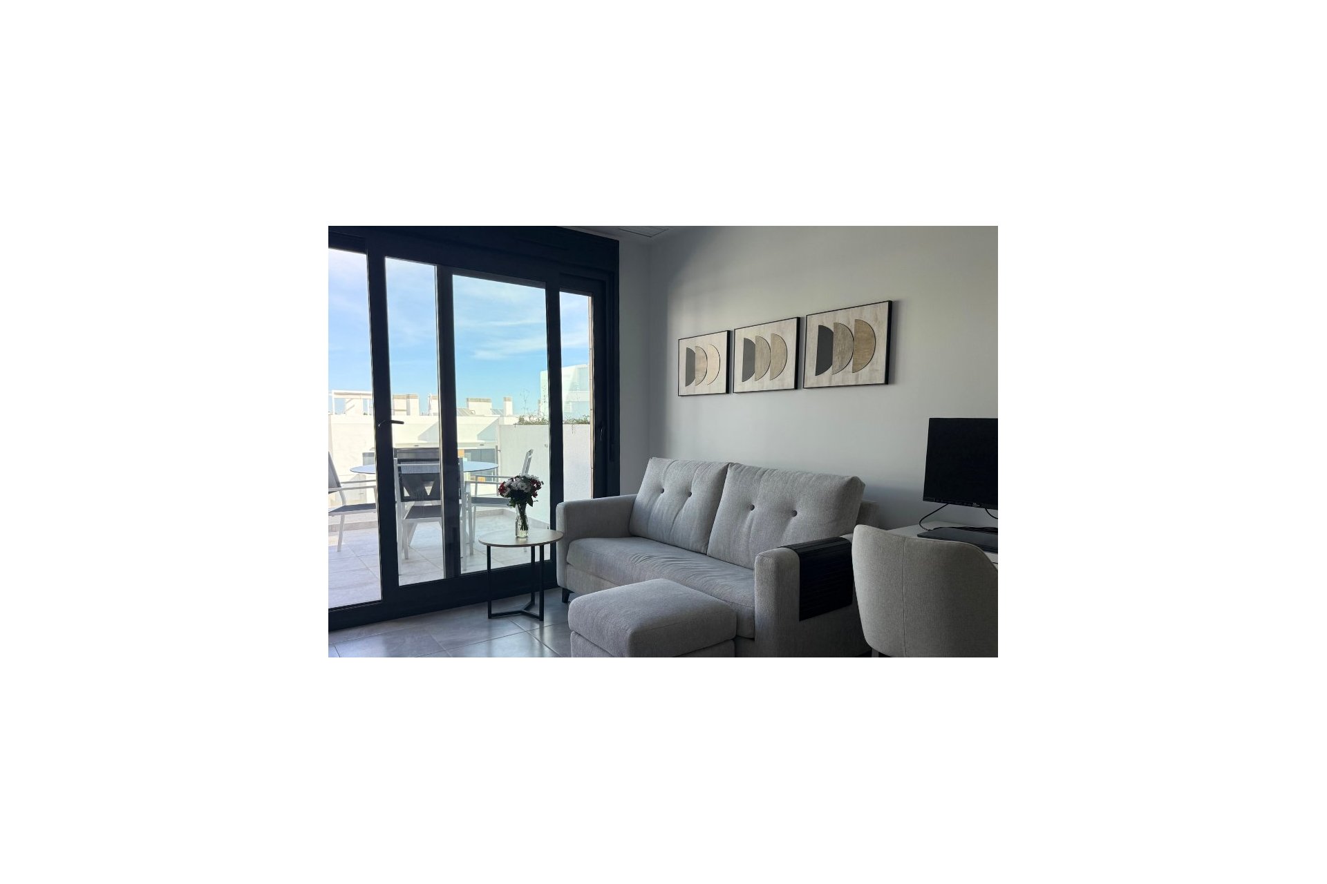 Resale - Apartment -
Villamartin