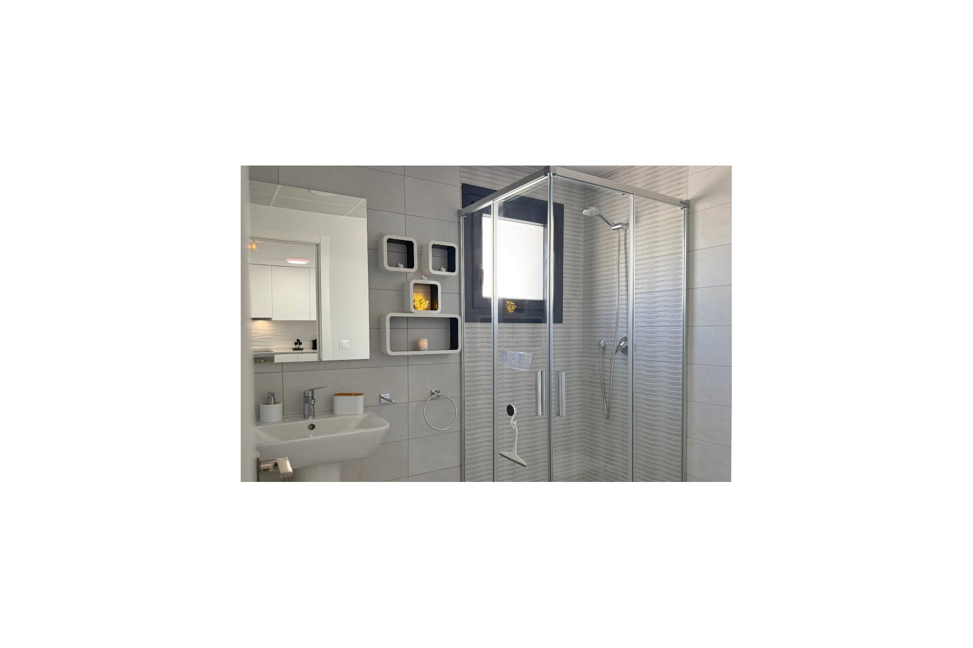 Resale - Apartment -
Villamartin