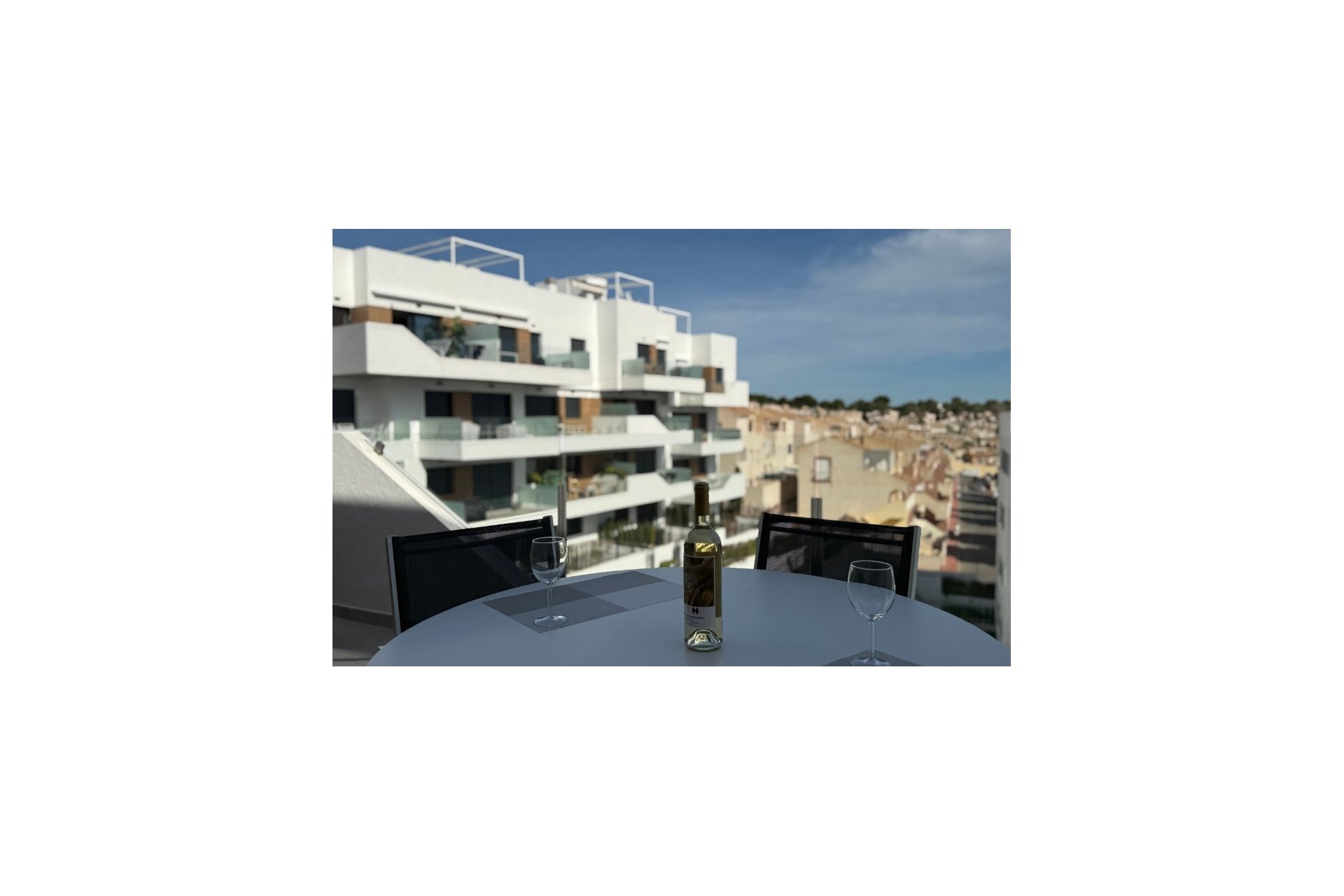 Resale - Apartment -
Villamartin