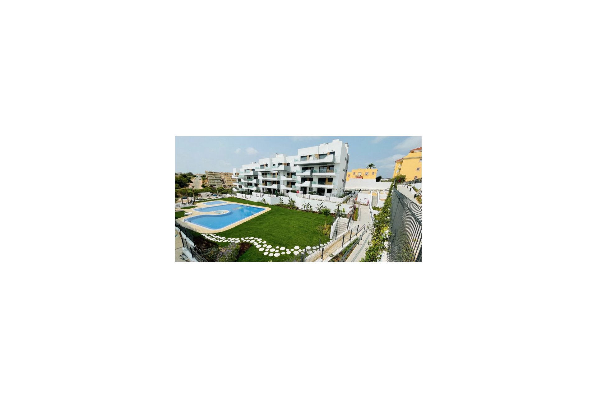 Resale - Apartment -
Villamartin