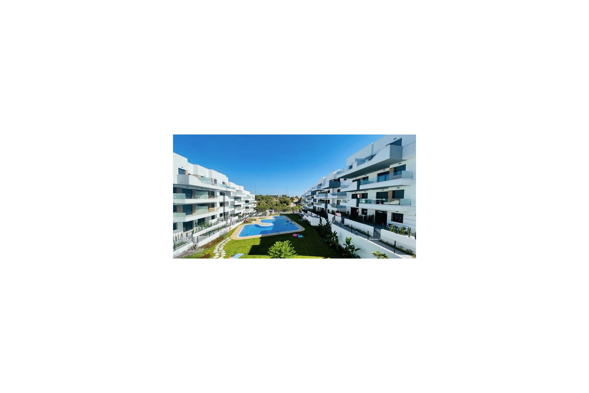 Resale - Apartment -
Villamartin