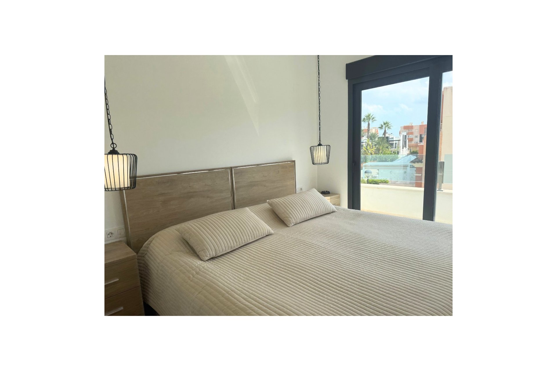Resale - Townhouse -
Playa Flamenca
