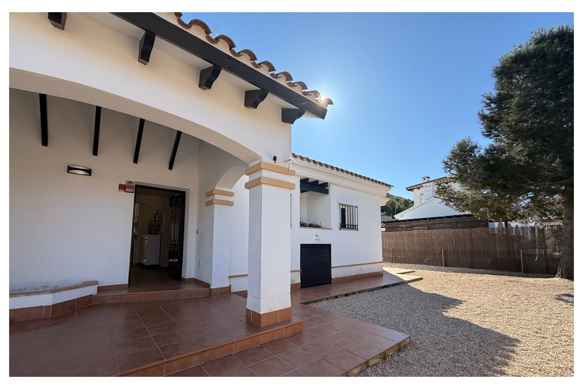 Resale - Villa -
Alhama