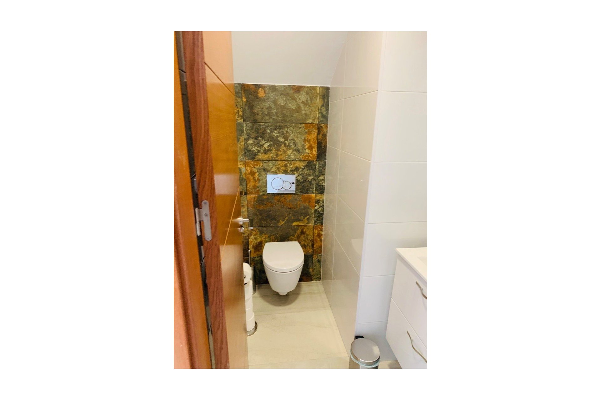 Resale - Villa -
El Raso