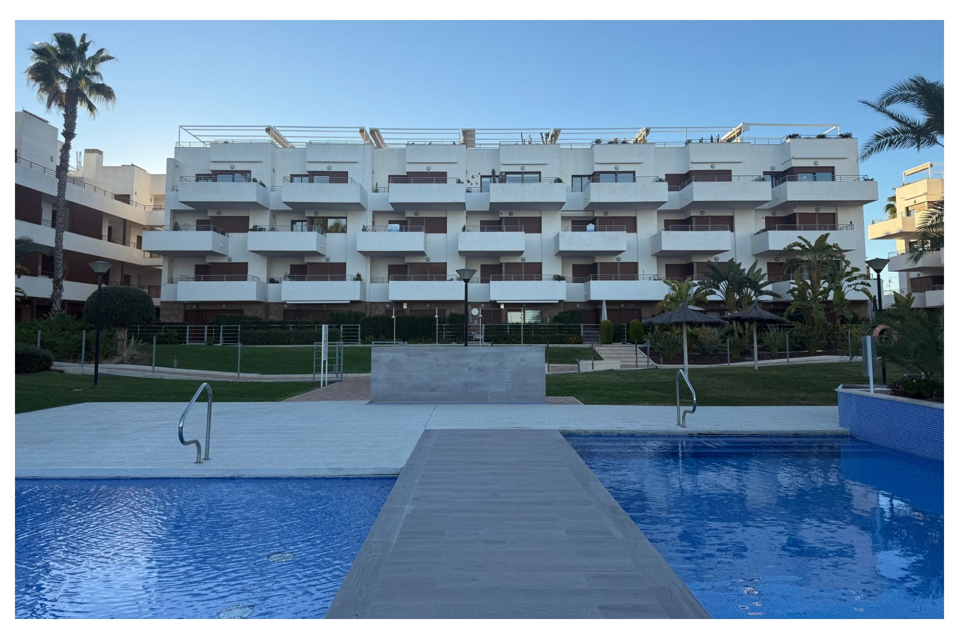 Reventa - Apartamento -
Lomas de Cabo Roig