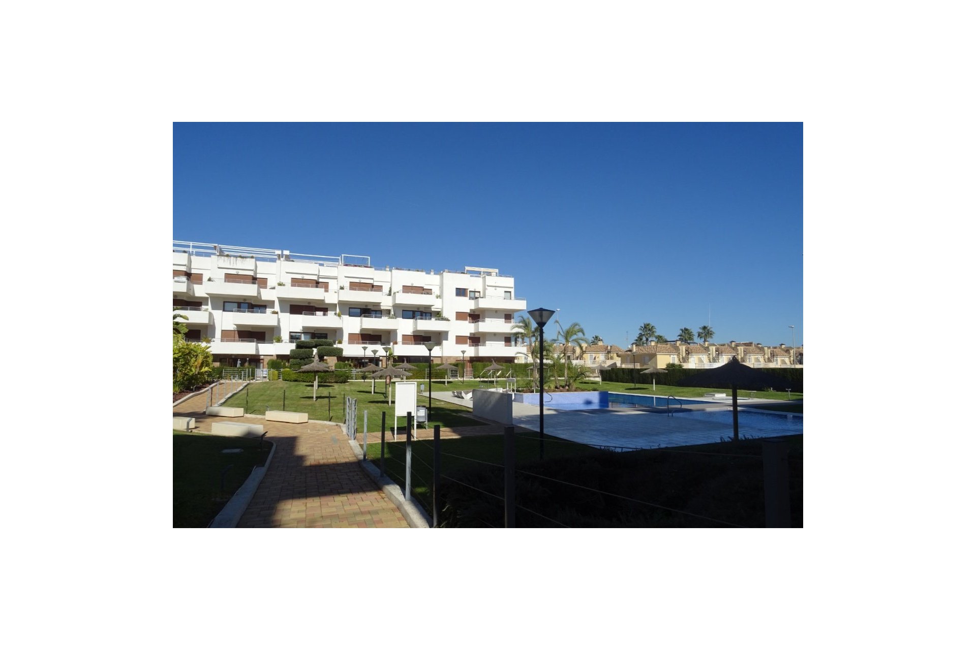 Reventa - Apartamento -
Lomas de Cabo Roig