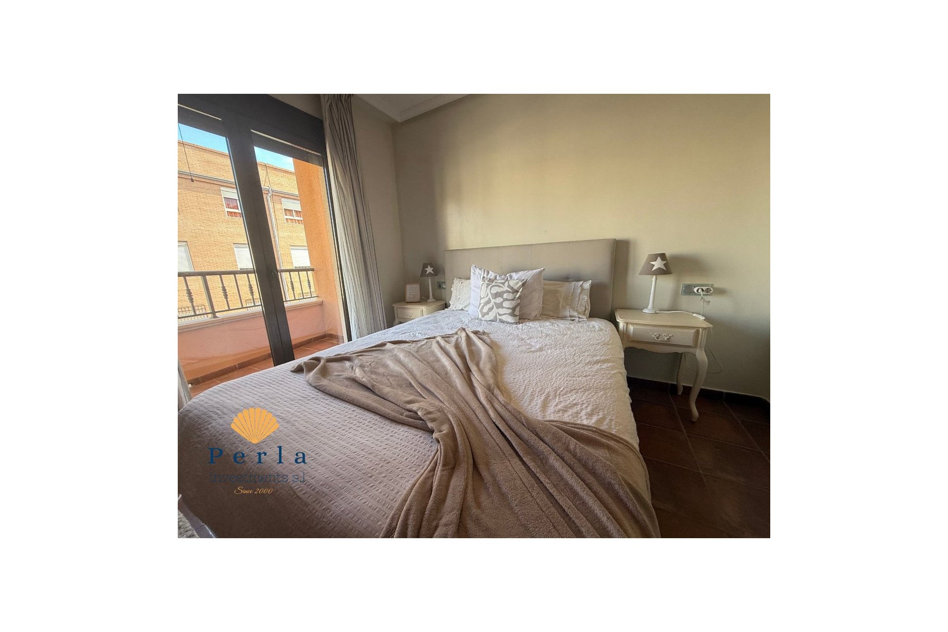 Reventa - Apartamento -
San Miguel de Salinas
