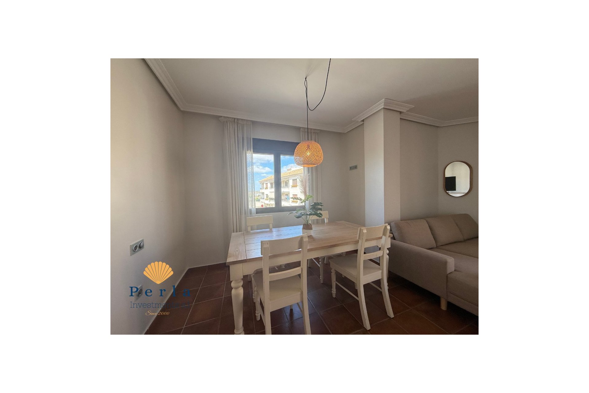 Reventa - Apartamento -
San Miguel de Salinas