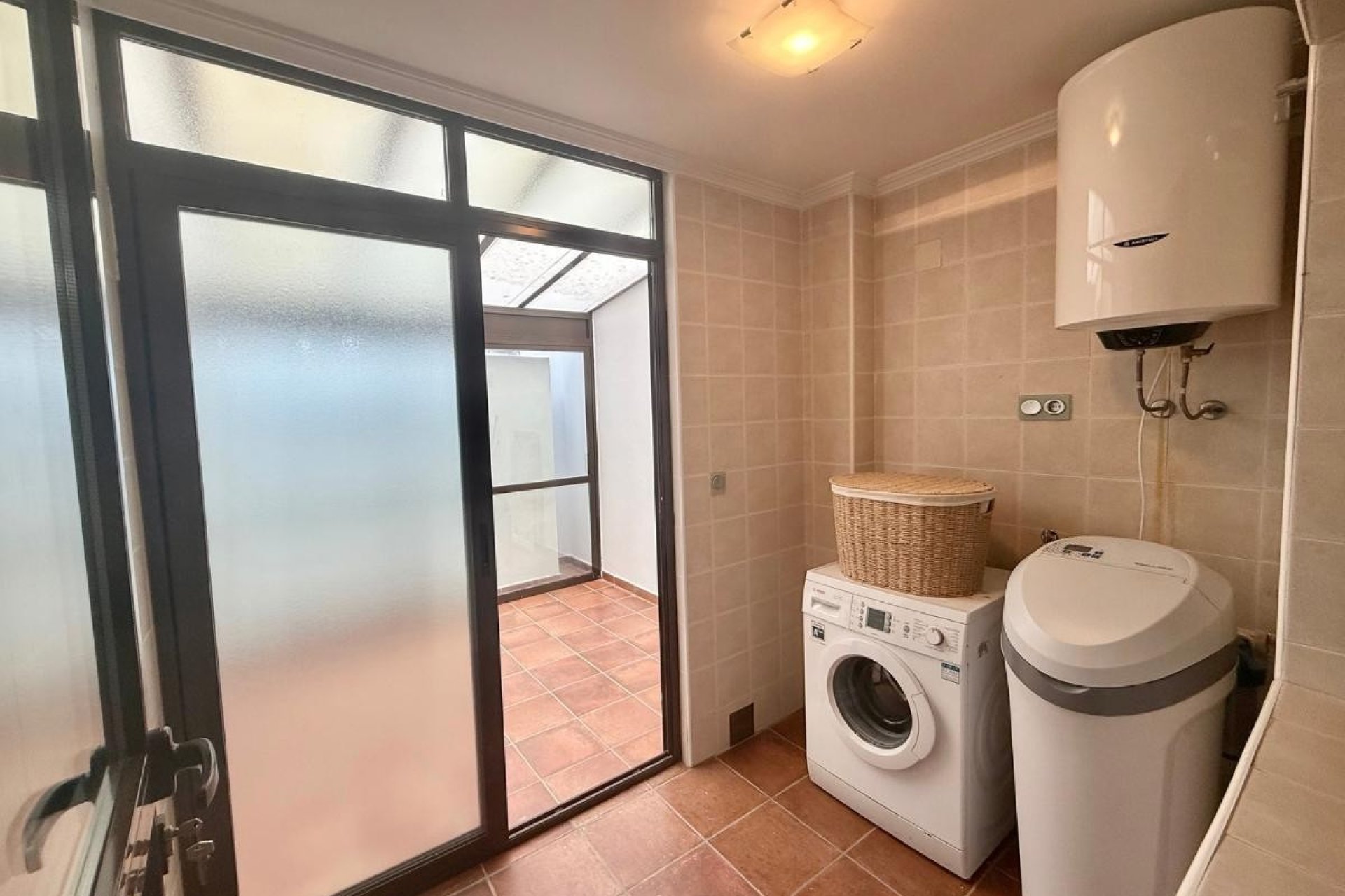 Reventa - Apartamento -
San Miguel de Salinas