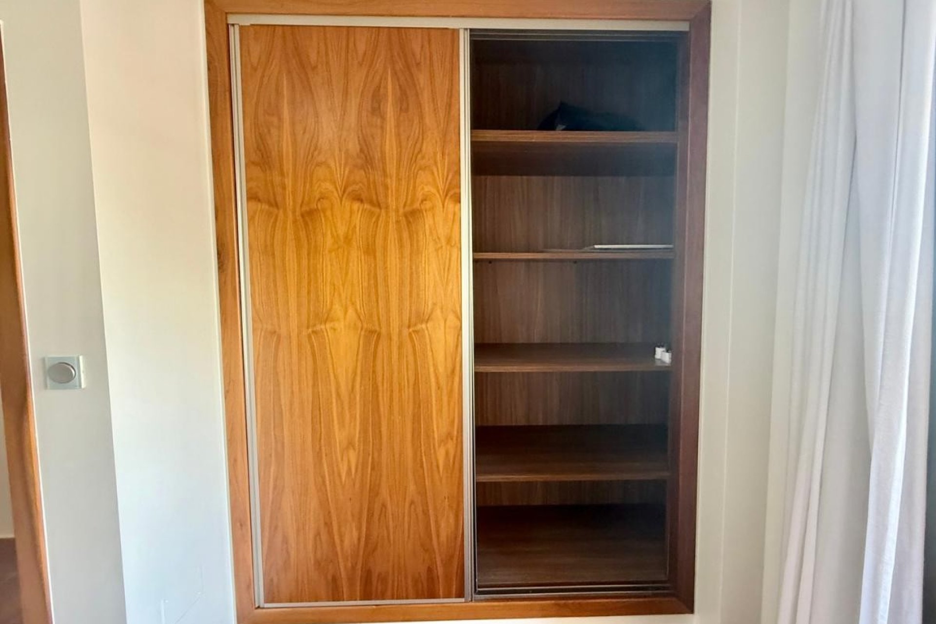 Reventa - Apartamento -
San Miguel de Salinas