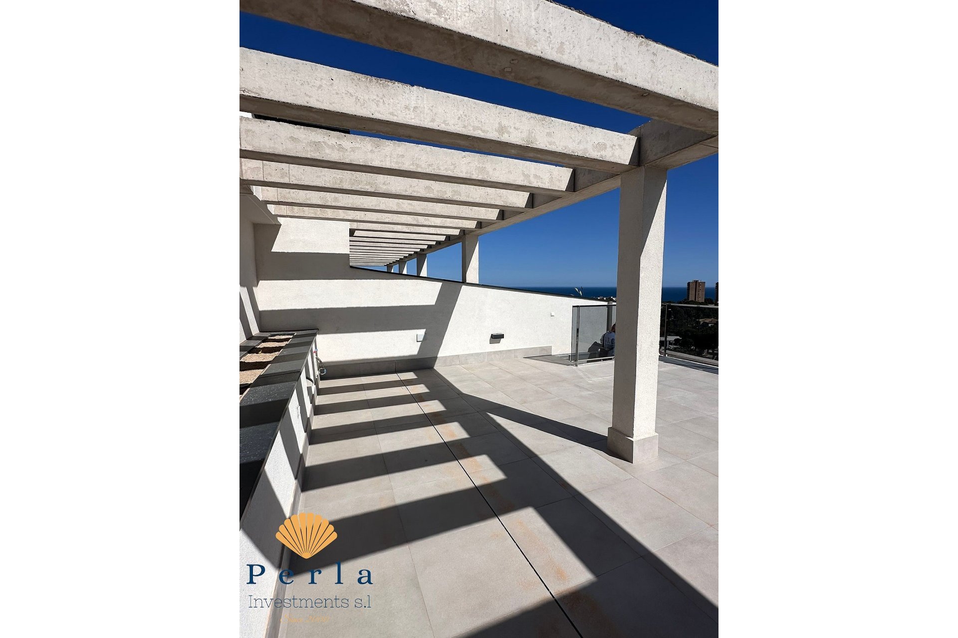 Reventa - Ático -
Campoamor