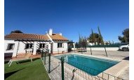 Villa - Reventa -
                Alhama - V866