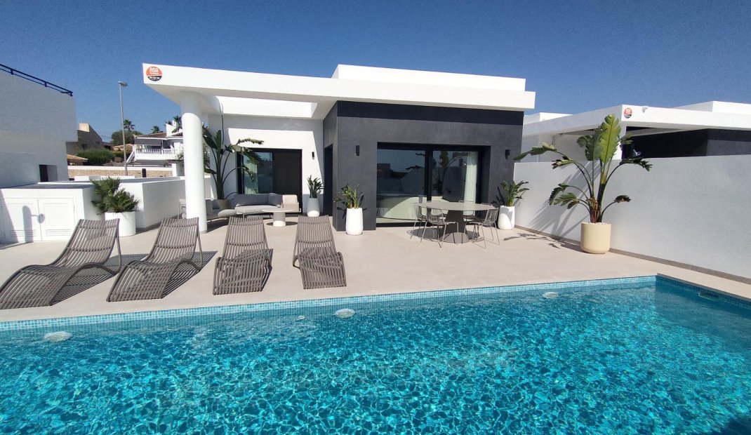 Nýbygging - Einbýlishús -
Rojales - Ciudad Quesada