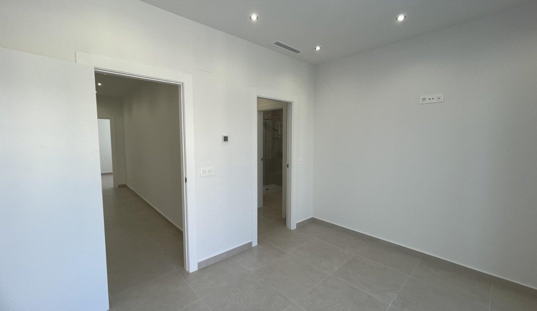 New Build - Villa -
Almoradí - Heredades