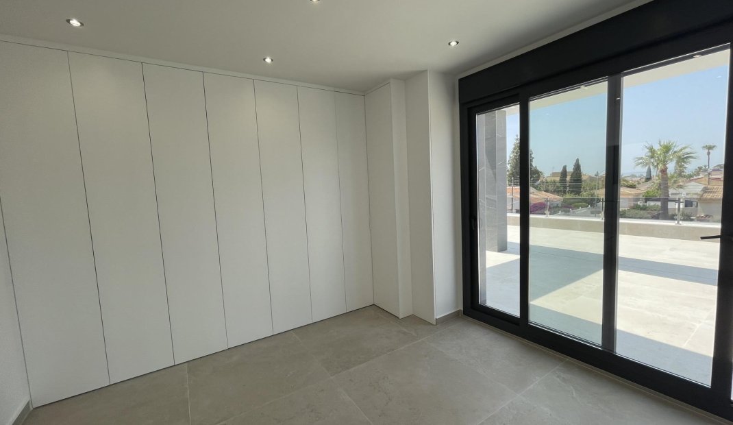 Obra nueva - Villa -
Rojales - Ciudad Quesada