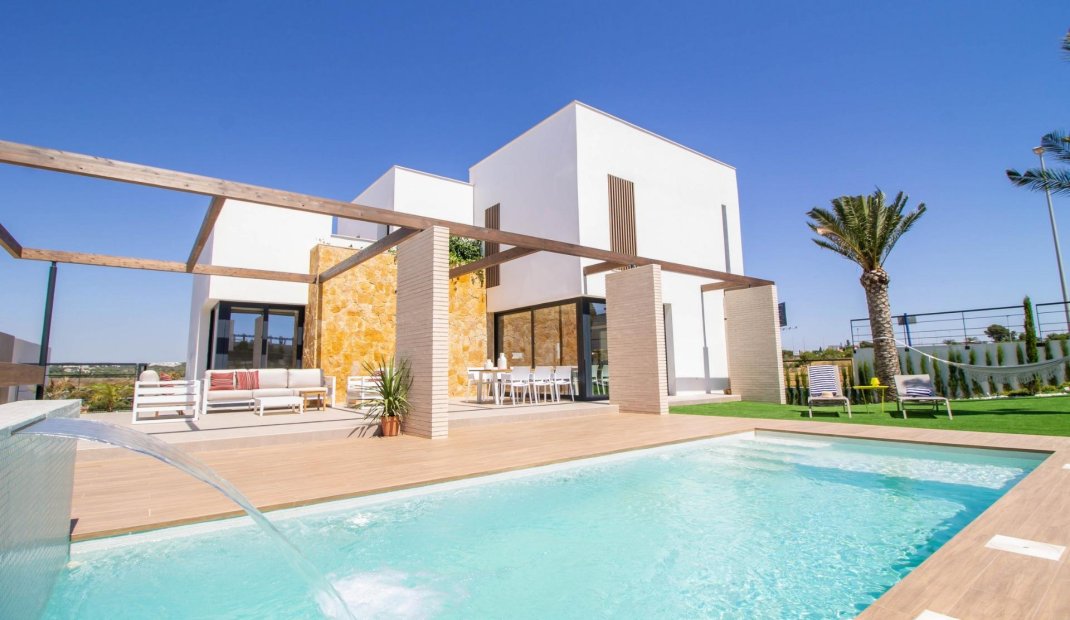 Obra nueva - Villa -
Orihuela Costa - Campoamor