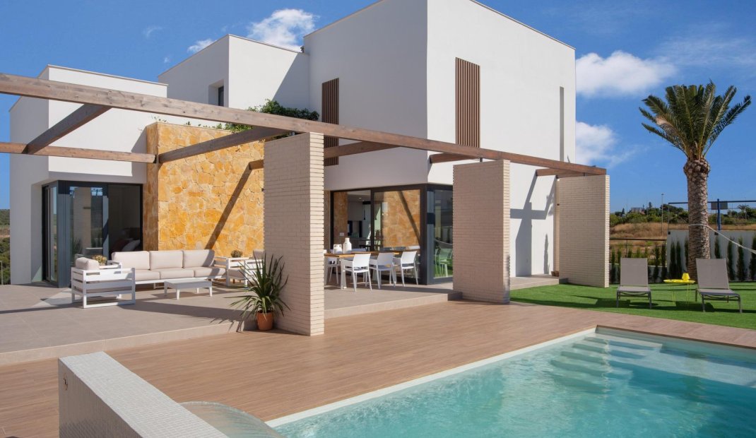 Obra nueva - Villa -
Orihuela Costa - Campoamor