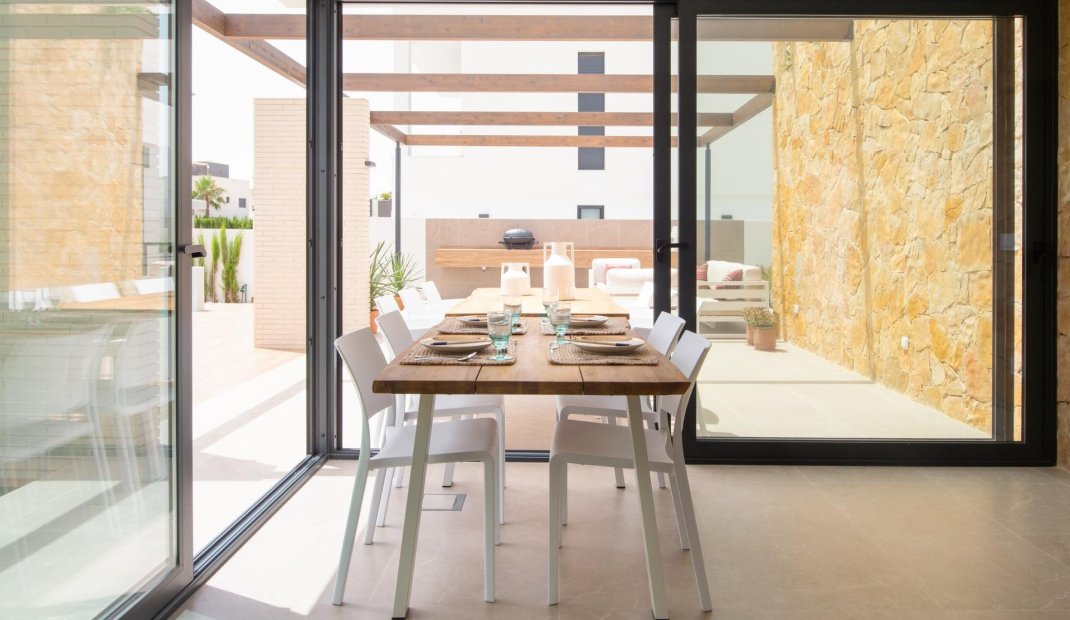 Obra nueva - Villa -
Orihuela Costa - Campoamor