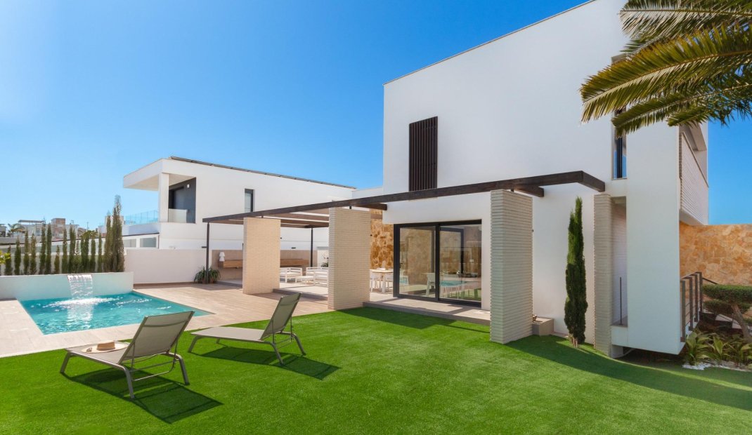 Obra nueva - Villa -
Orihuela Costa - Campoamor