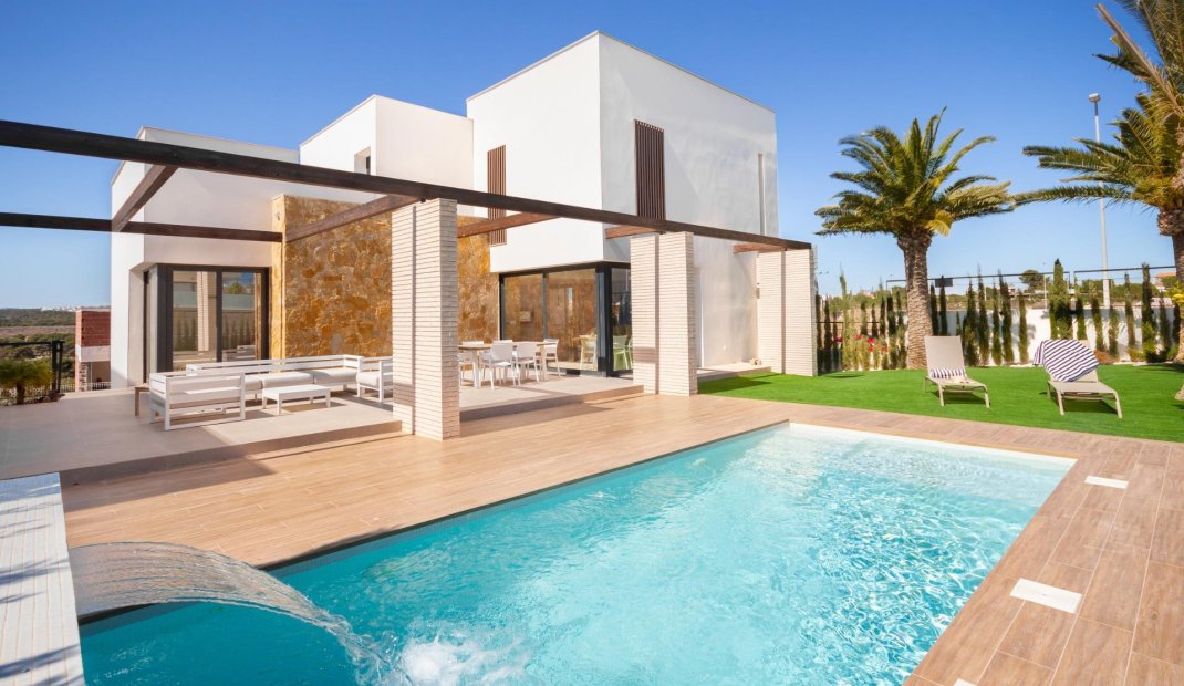 Obra nueva - Villa -
Orihuela Costa - Campoamor
