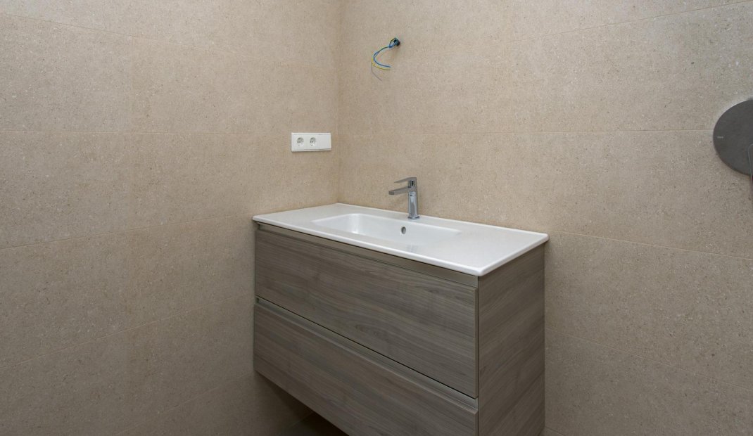 New Build - Top Floor Bungalow -
Hondón de las Nieves - El Salero