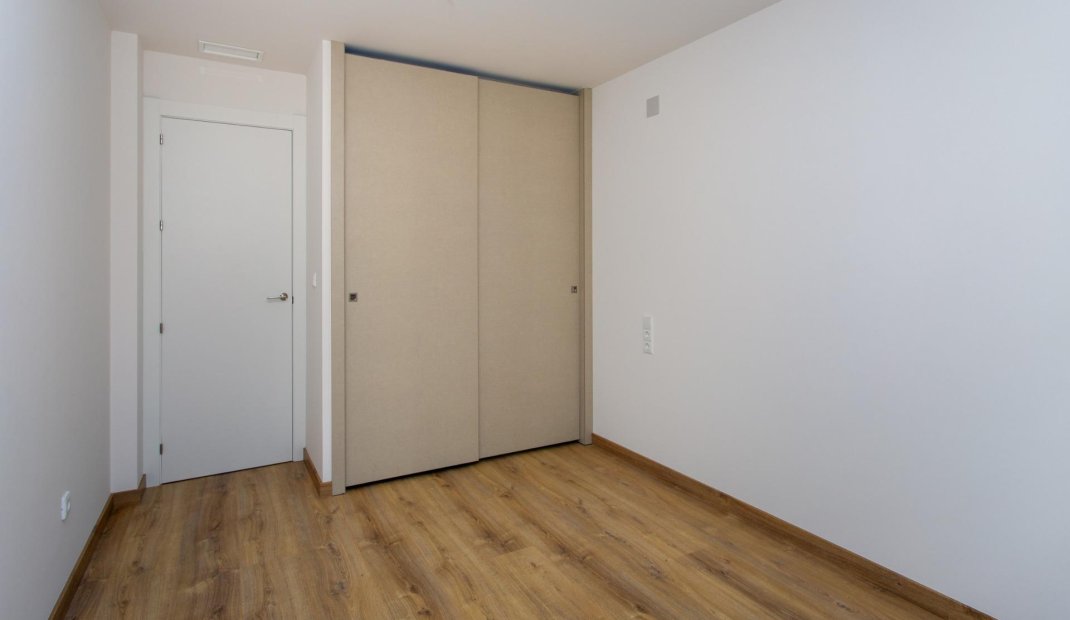 New Build - Top Floor Bungalow -
Hondón de las Nieves - El Salero