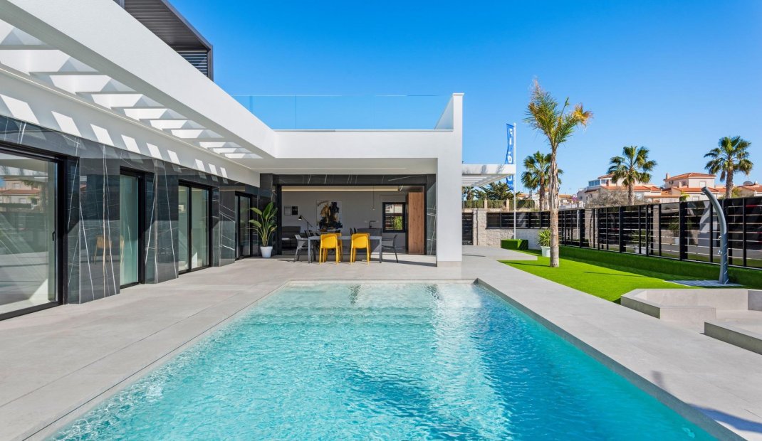 Obra nueva - Villa -
Algorfa - La Finca Golf