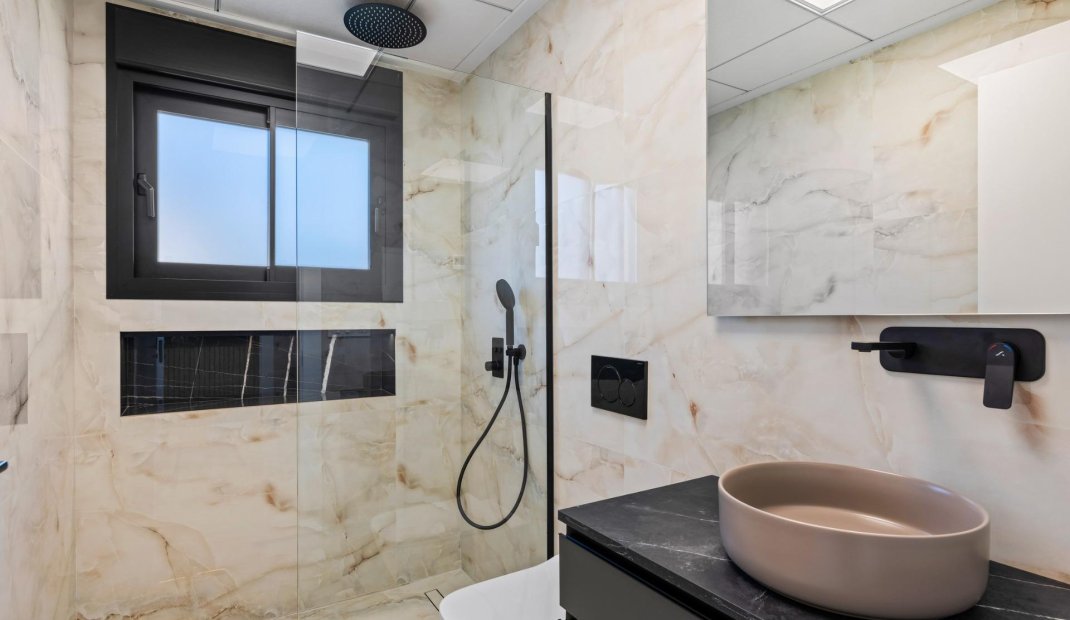 Obra nueva - Villa -
Algorfa - La Finca Golf