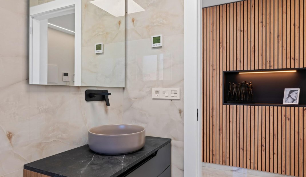 Obra nueva - Villa -
Algorfa - La Finca Golf