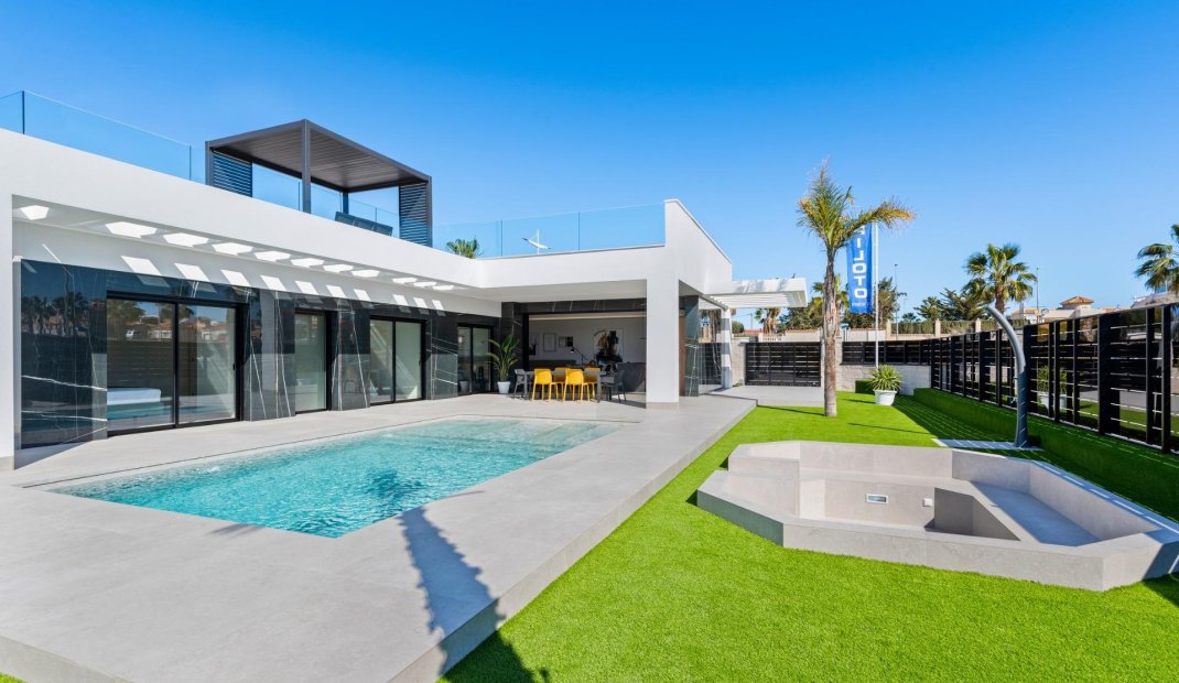 Obra nueva - Villa -
Algorfa - La Finca Golf