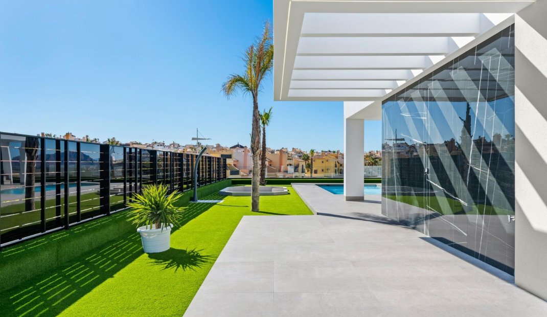 Obra nueva - Villa -
Algorfa - La Finca Golf