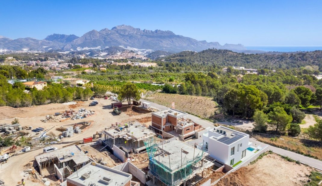 Obra nueva - Villa -
Polop - Urbanizaciones