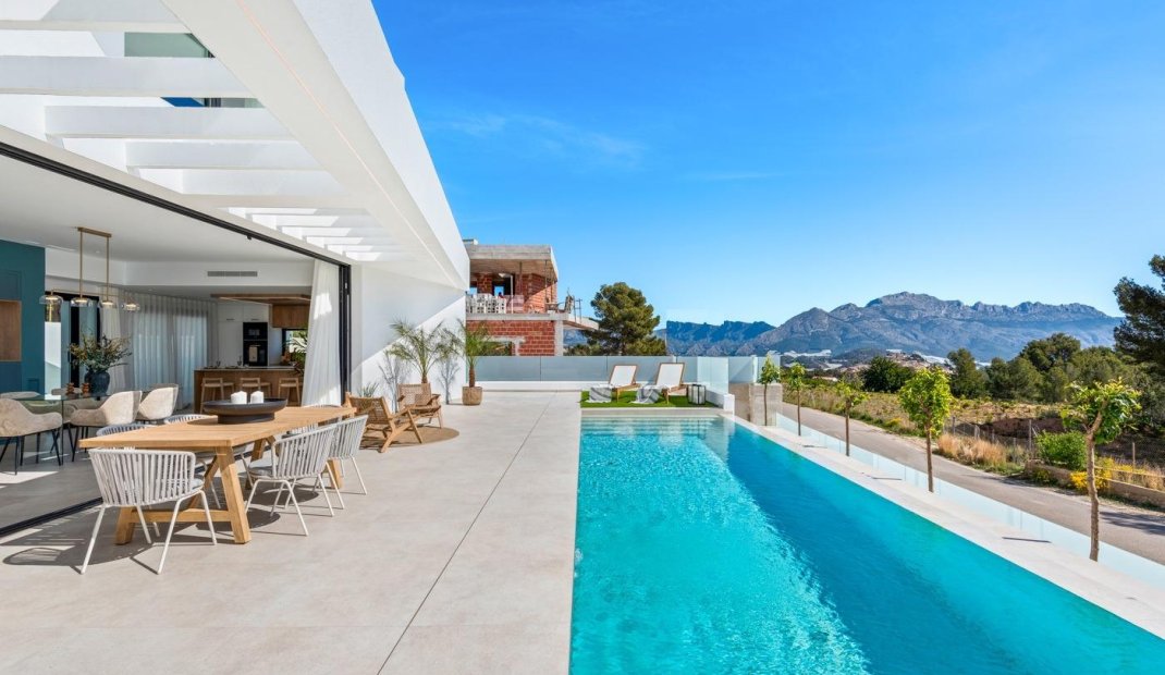 Obra nueva - Villa -
Polop - Urbanizaciones