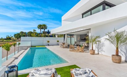 Obra nueva - Villa -
Polop - Urbanizaciones