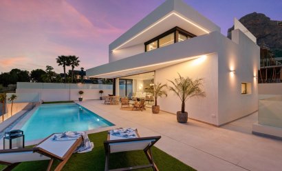 Obra nueva - Villa -
Polop - Urbanizaciones