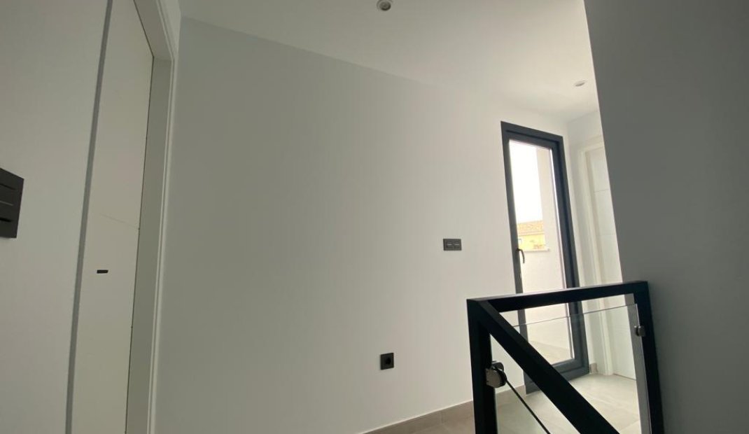 Obra nueva - Villa -
Los Alcazares - La Concha