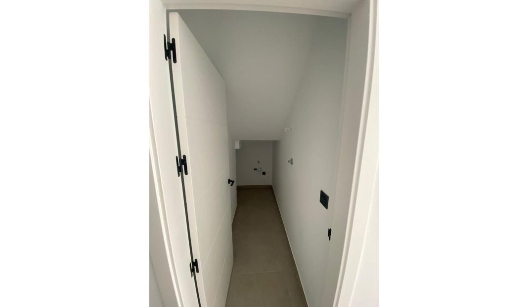 Obra nueva - Villa -
Los Alcazares - La Concha