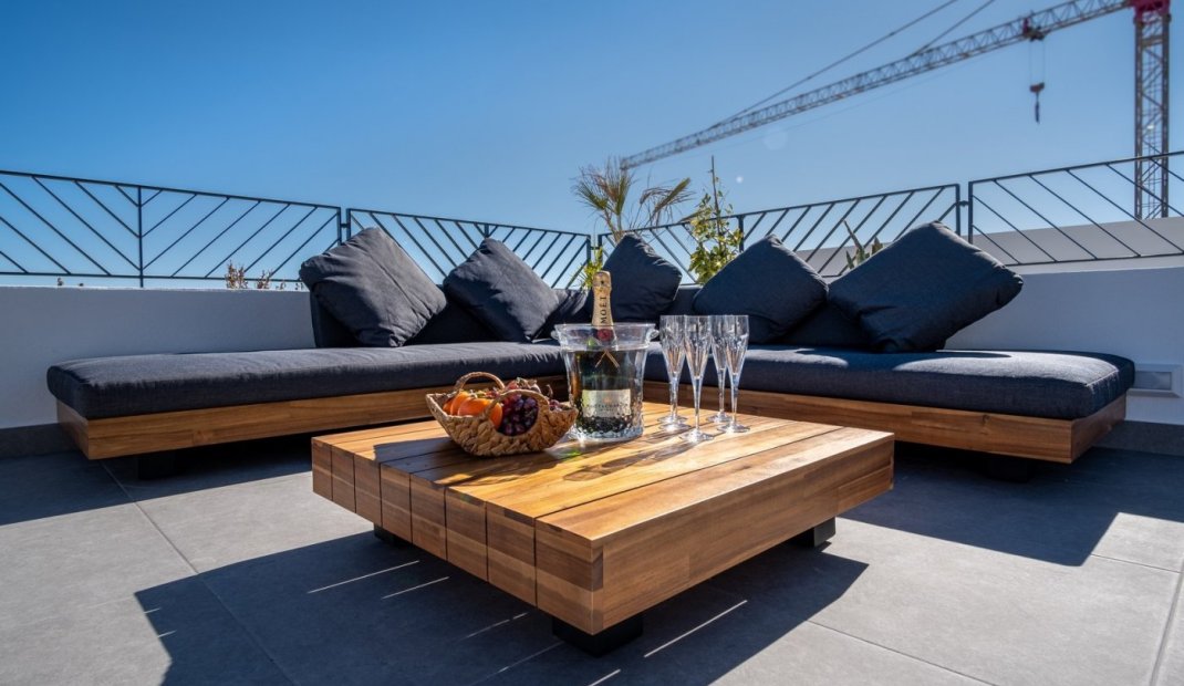 Obra nueva - Villa -
Polop - Urbanizaciones