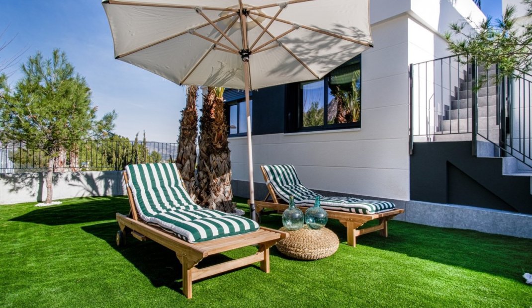 Obra nueva - Villa -
Polop - Urbanizaciones