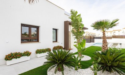 Obra nueva - Semidetached -
Orihuela - Vistabella Golf