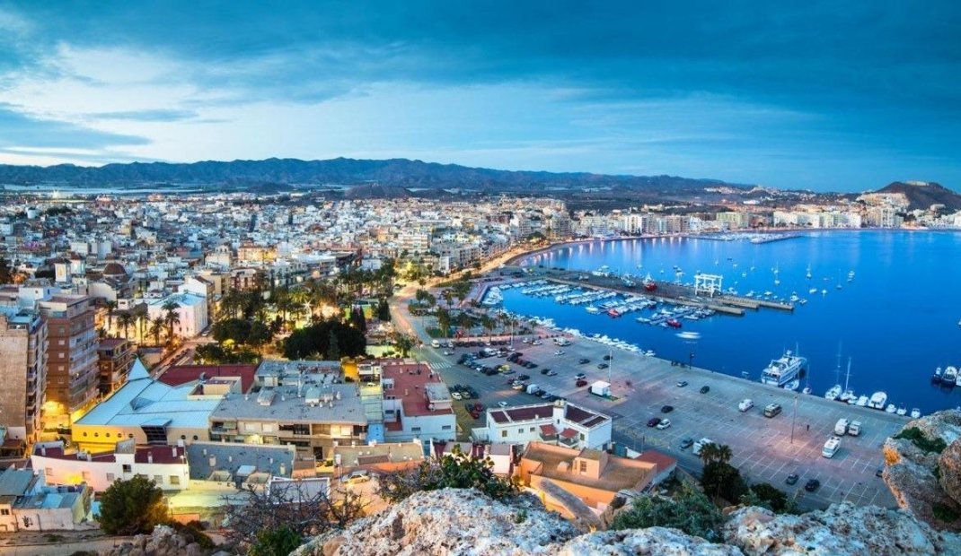 Obra nueva - Apartamento -
Aguilas - Playa del Hornillo