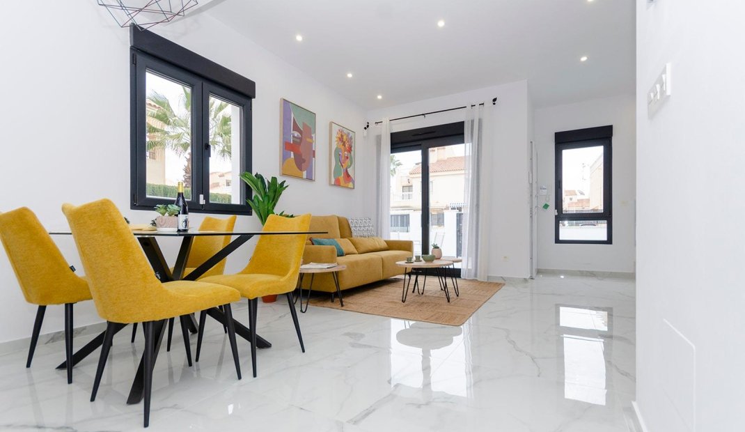 Obra nueva - Villa -
Torrevieja - Torretas